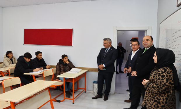 Karaköprü Belediye Başkanı Sn. Nihat Çiftçi’den Anlamlı Ziyaret